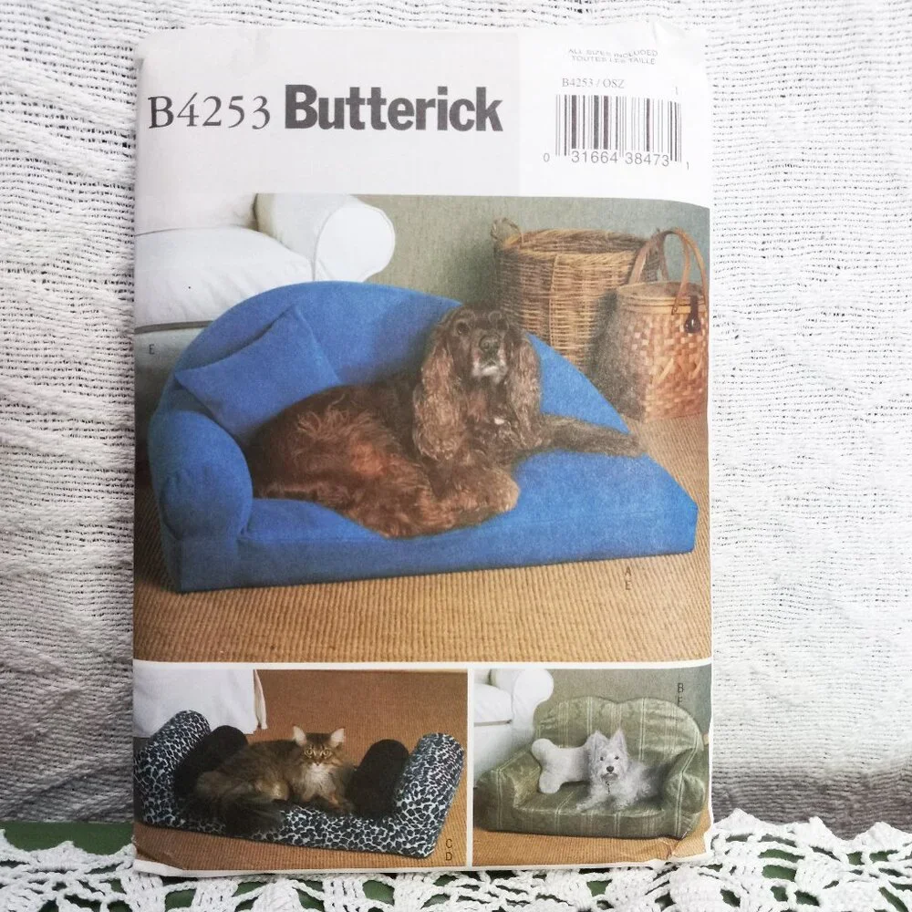 Butterick Sewing Pattern B4253 NIP Uncut/Unused Dog Pet Bed Couch